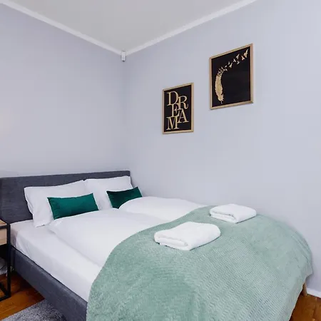 Apartment Modern Apartments Cracow Lagiewniki By Renters