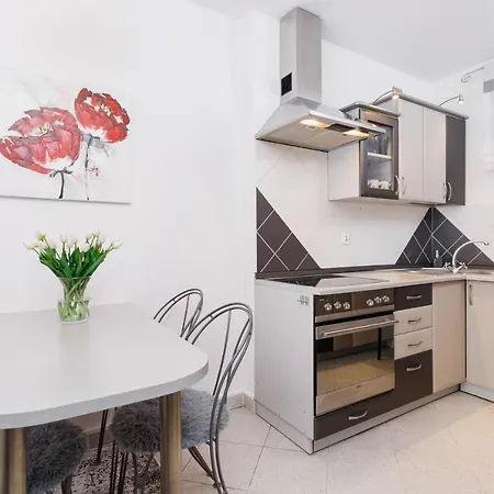 Modern Apartments Cracow Lagiewniki By Renters *