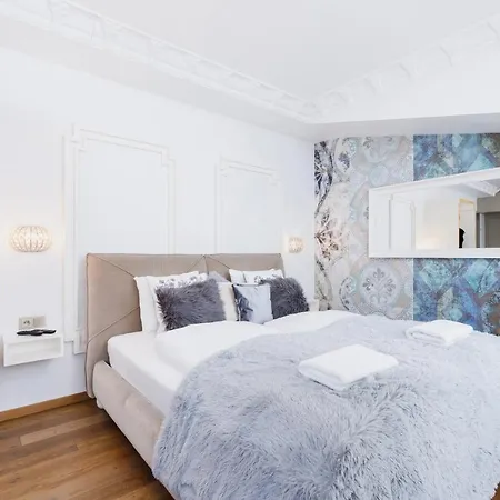 Apartment Modern Wegierska Cracow By Renters Krakow