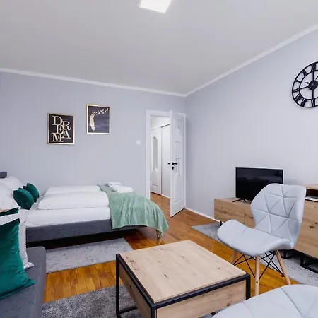 Apartment Modern Apartments Cracow Lagiewniki By Renters *