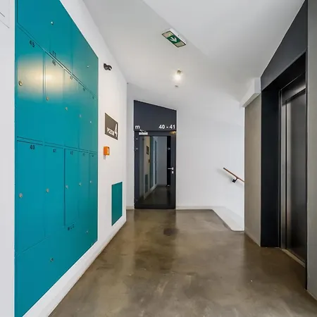 Apartment Modern Wegierska Cracow By Renters