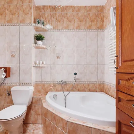 Apartment Modern Apartments Cracow Lagiewniki By Renters Krakow