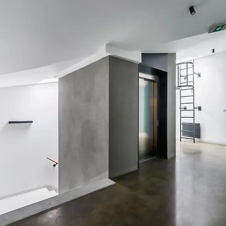 Apartment Modern Wegierska Cracow By Renters *