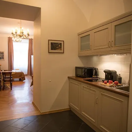 Scharffenberg Main Square Apartment *