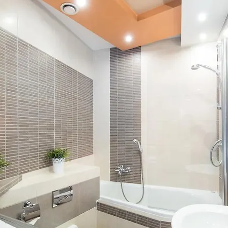 Abra Apartment