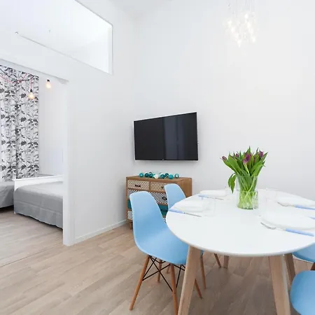 Dietla 66 Hotel apartamentowy 3*