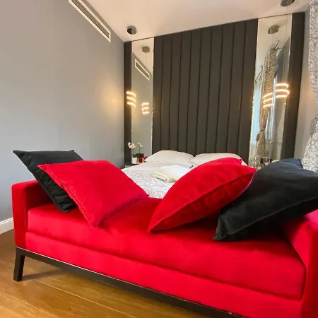P&j Luxury Apartment