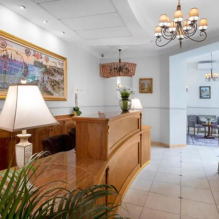 מלון דירות Ventus Rosa Boutique 4*
