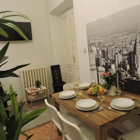Negre Bracka 1a Apartament *