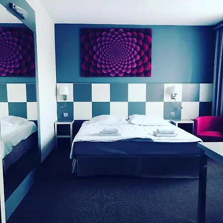 Hotel H6 Major Travel & Business, Free Parking Krakau