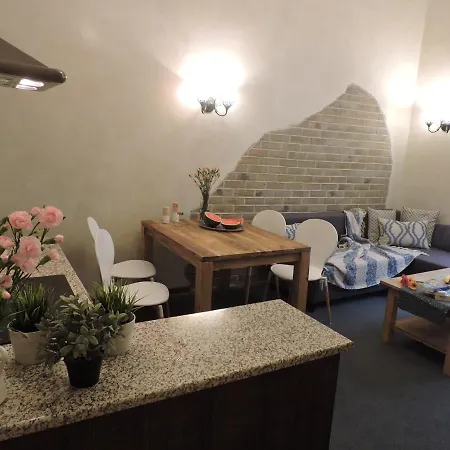 Apartament Negre Bracka 1a *