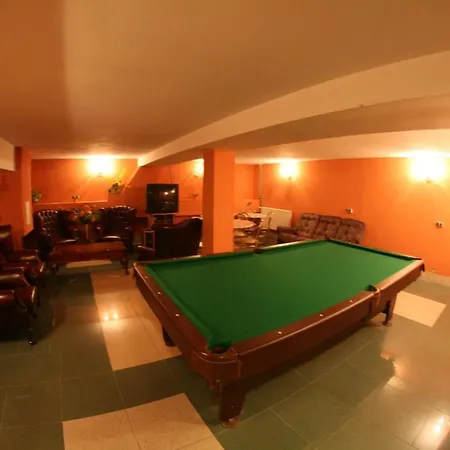 Hotel Daisy Superior 3*