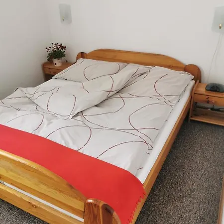 Dom Pod Tujami Kraków