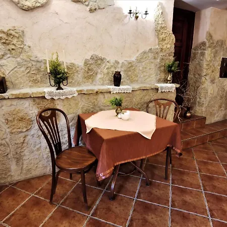 Bed & Breakfast Dom Pod Tujami Krakov