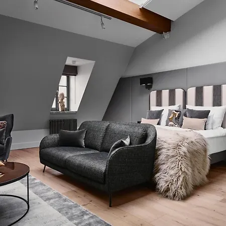 H15 Luxury Palace - Destigo Krakow