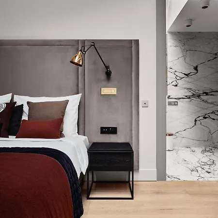 H15 Luxury Palace - Destigo Hotel Krakow