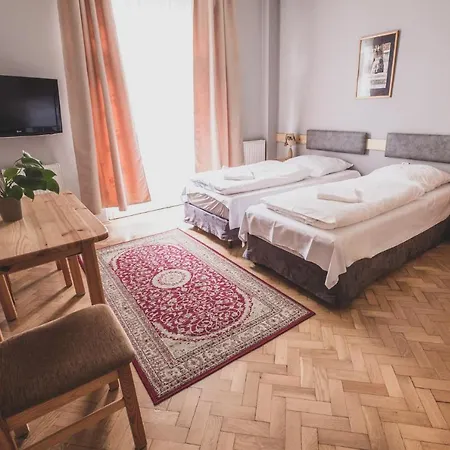 Cybulskiego Guest