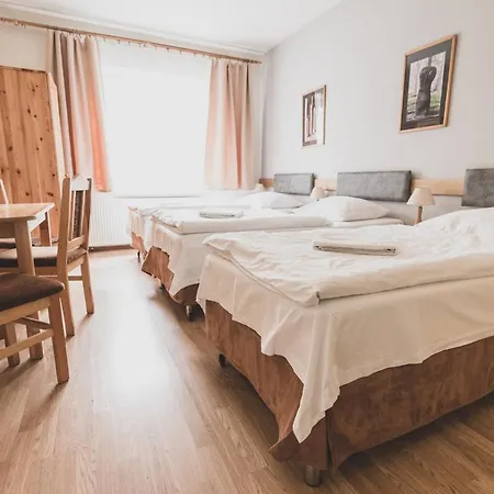 Cybulskiego Guest 3* Cracóvia