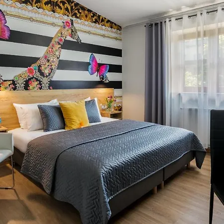 Aparthotel Art & Garden Krakov