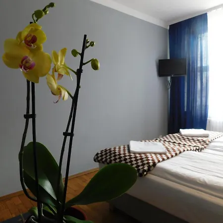 Pokoje Goscinne Korona 2*