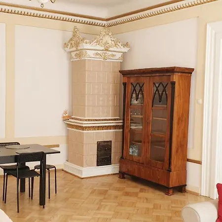 1 Apartamento *