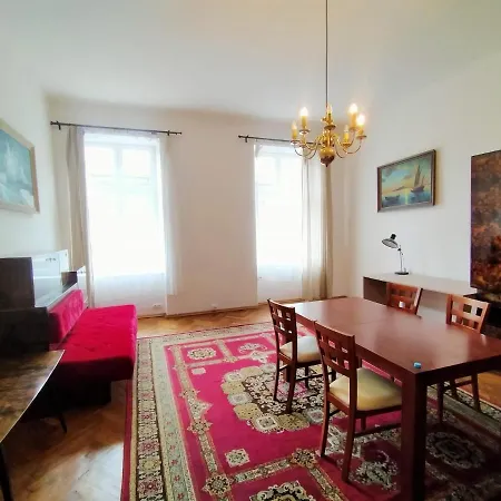 Wielopole Homestay Rum i privatbostad