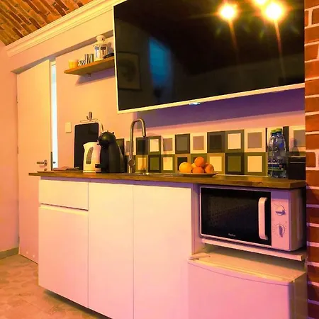Underground Jacuzzi Bed & Breakfast Krakau