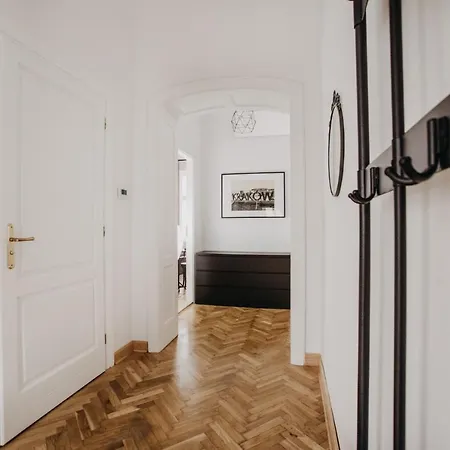 Michalowskiego 11 Appartement *