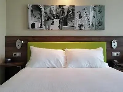 Hampton By Hilton 3* קרקוב