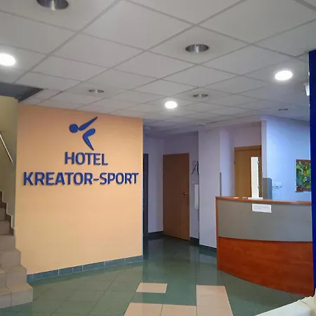 ホテル Hotel Kreator-Sport 2*