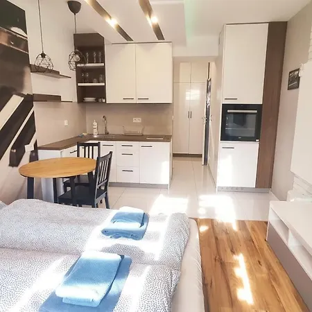 Piano / Wasilewskiego 10 By Homeprime Apartament