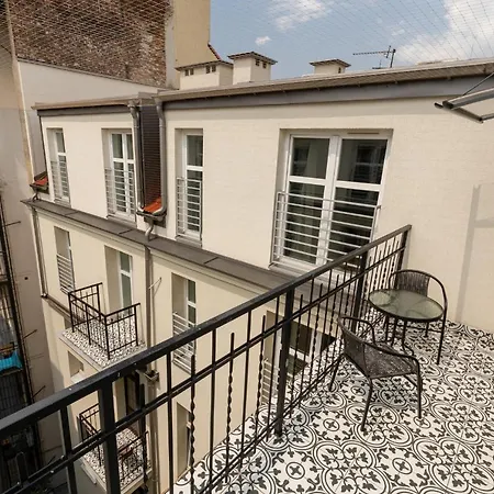 Saint Florian's - Old Town Luxury - By Upstairs Apartment Krakau
