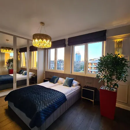 Apartament Luxury Penthouse With Jacuzzi