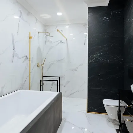 Apartament Luxury Penthouse With Jacuzzi Kraków
