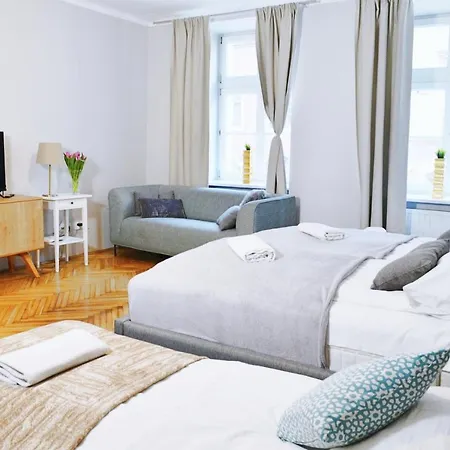 Ξενοδοχείο με διαμερίσματα 21 Florianska Street *