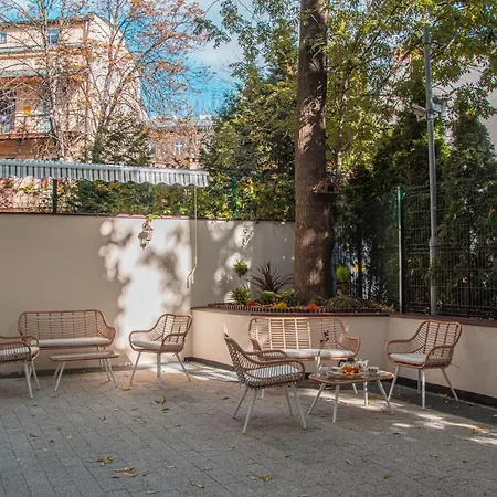 Hive Family House * كراكوفيا