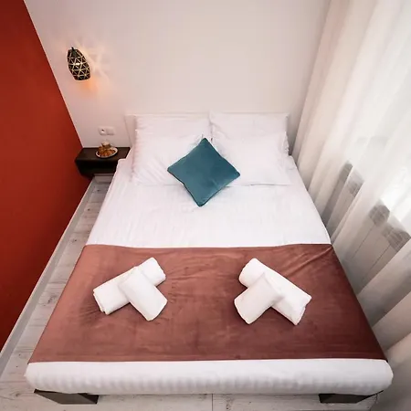 فندق Hive Family House *