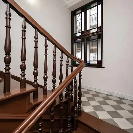 Hive Family House * كراكوفيا