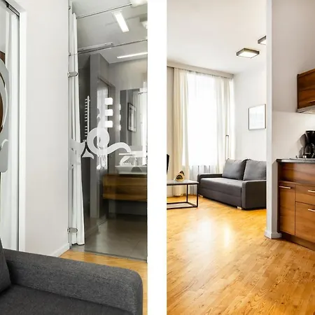 Hotel apartamentowy For Main Square