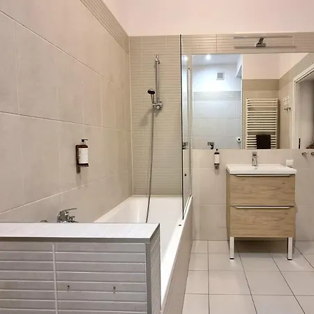 Nook Nook Katarzyny 2 3*