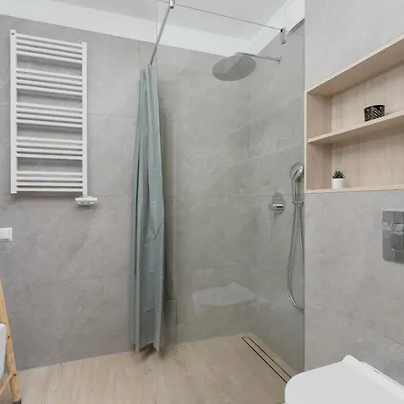 Deluxe With Parking Kacik 10 By Renters Apartment Krakow