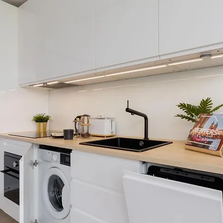Apartment Deluxe With Parking Kacik 10 By Renters Krakow