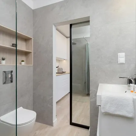 Deluxe With Parking Kacik 10 By Renters Apartment Krakow