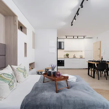 Deluxe With Parking Kacik 10 By Renters *