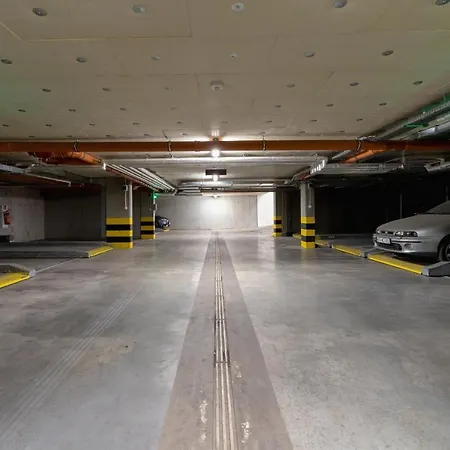 Deluxe With Parking Kacik 10 By Renters Apartment