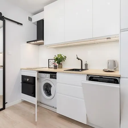 Deluxe With Parking Kacik 10 By Renters Apartment Krakow
