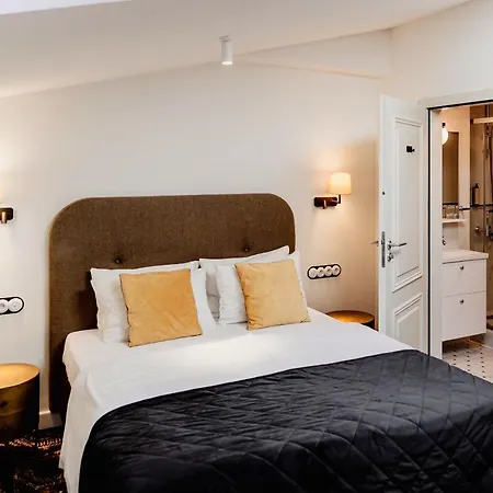 N33 Premium Old Town - Destigo Krakau