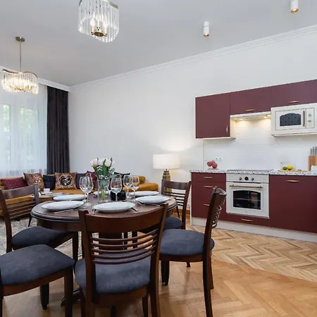 Apartment Luxurious & Unique Mickiewicza Cracow By Renters Prestige Krakau