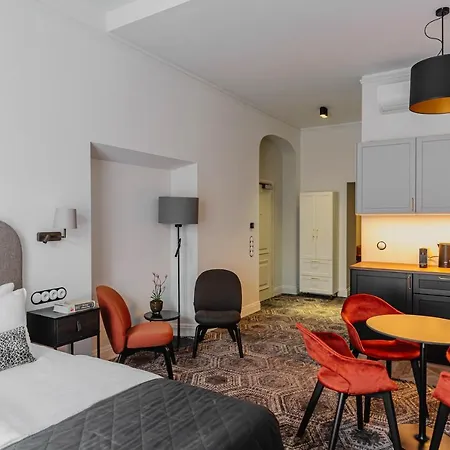 N33 Premium Old Town - Destigo Appartement *