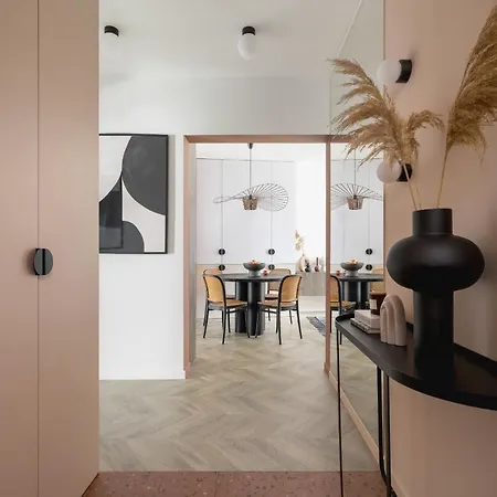 Deluxe Podskale 18 With Parking & Balcony In By Renters Prestige Krakow